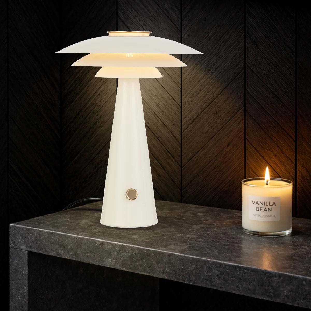 Rei Table Lamp