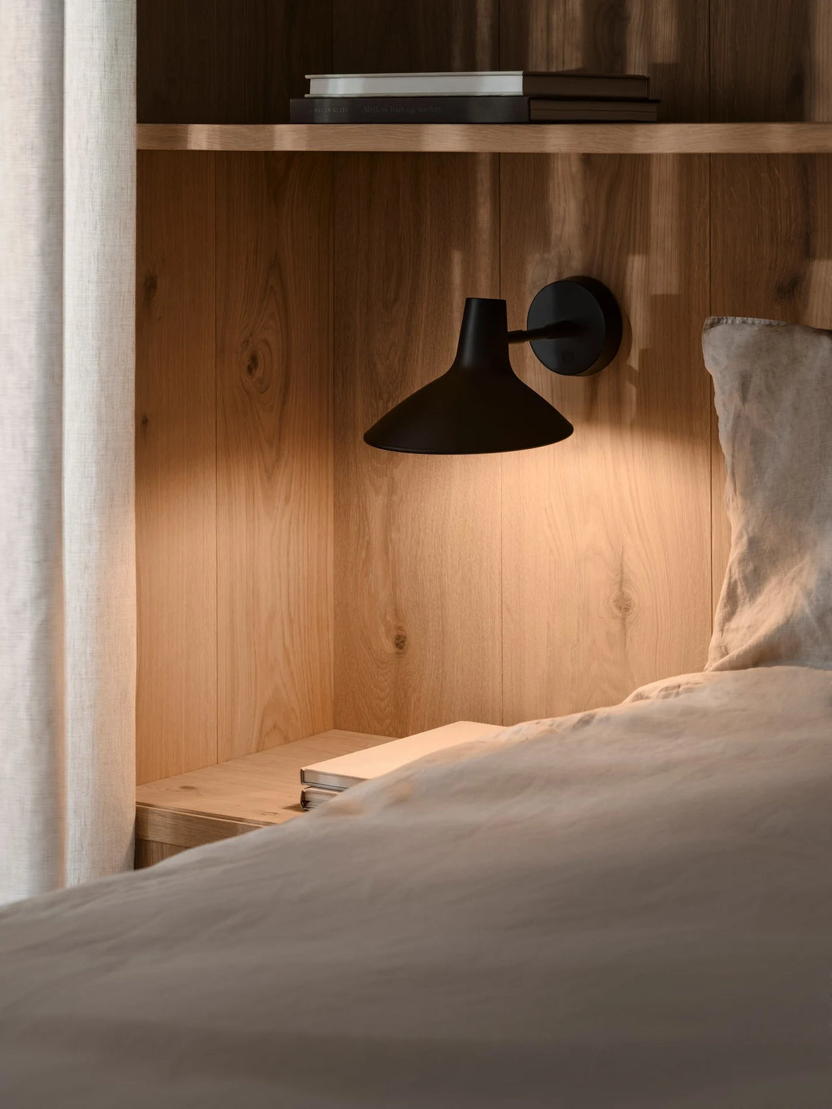 Darci Short Wall Light