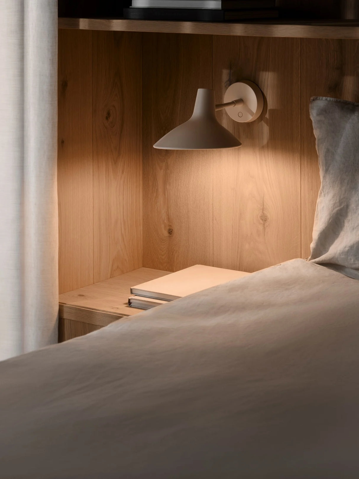 Darci Short Wall Light