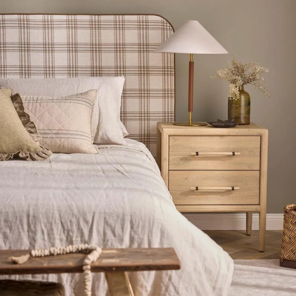 Dumaresq Table Lamp