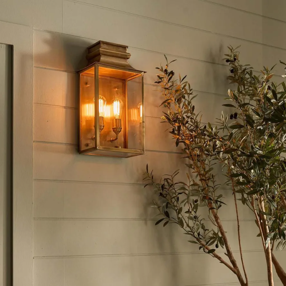 Bligh Wall Light
