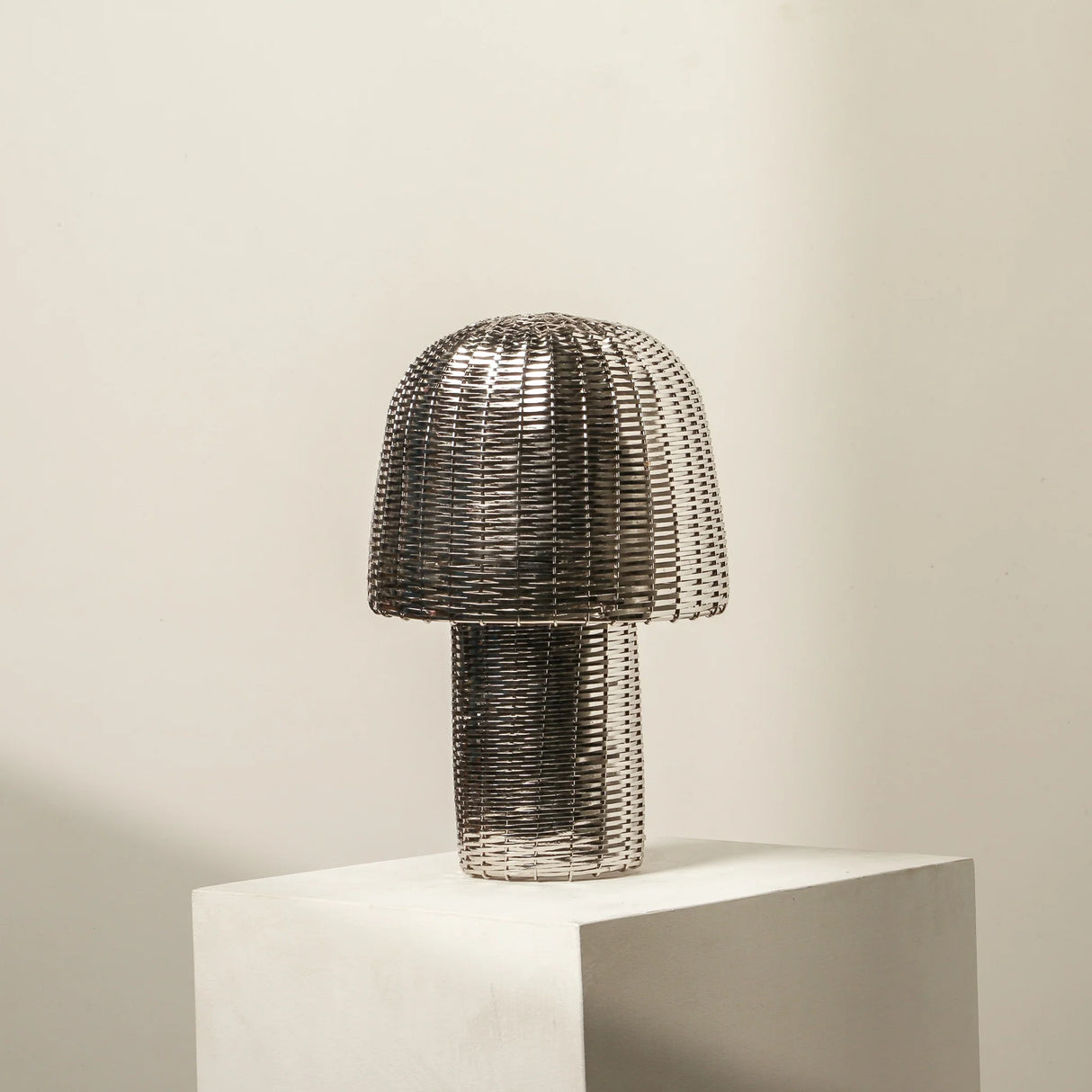 Gild Table Lamp