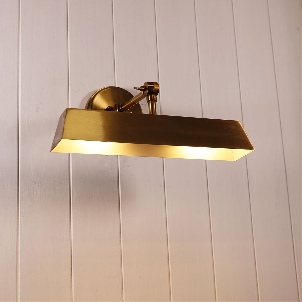 Oxley Picture Light