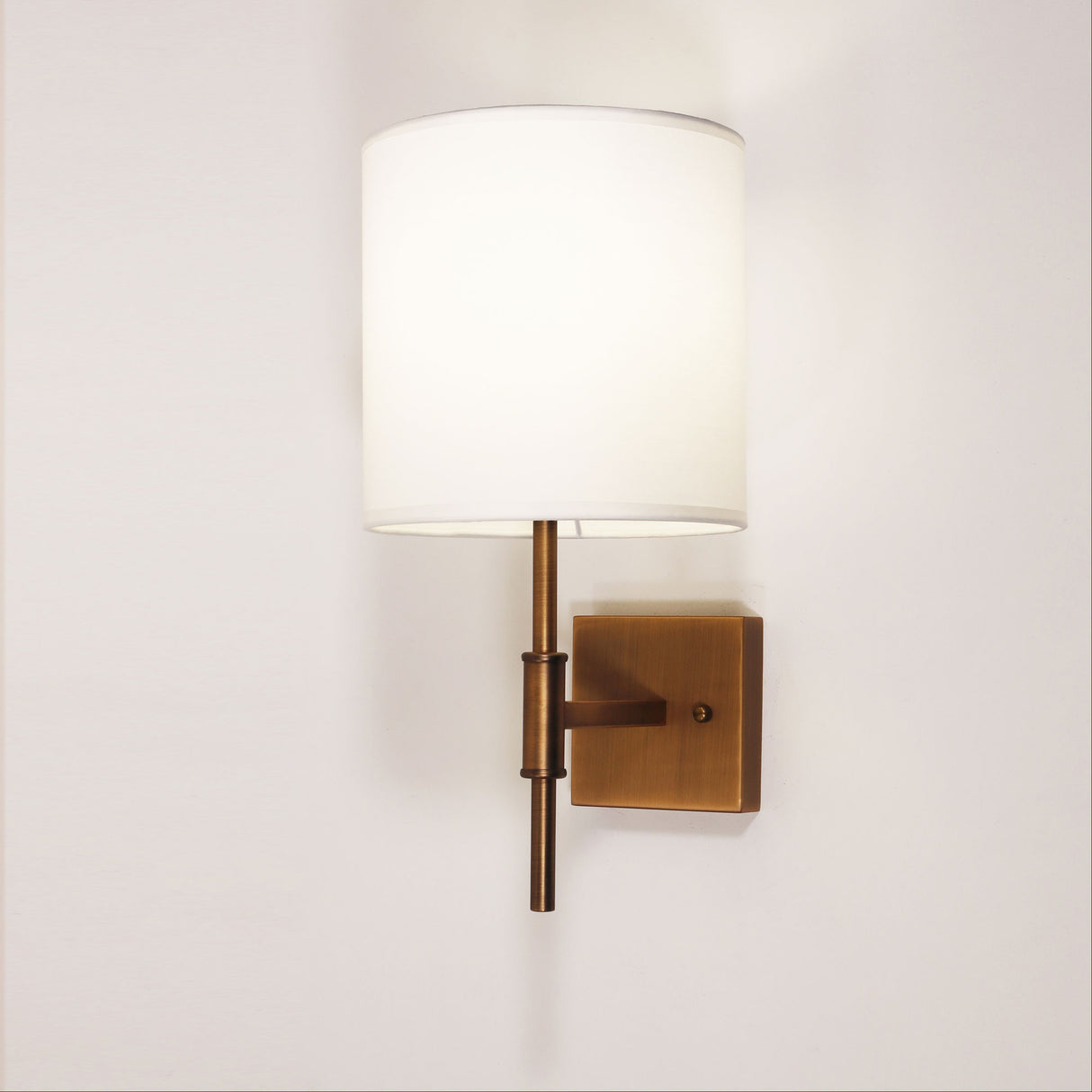 Bundarra Wall Light