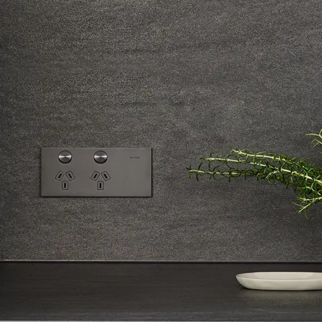 Solis T - Platinum - Socket Collection