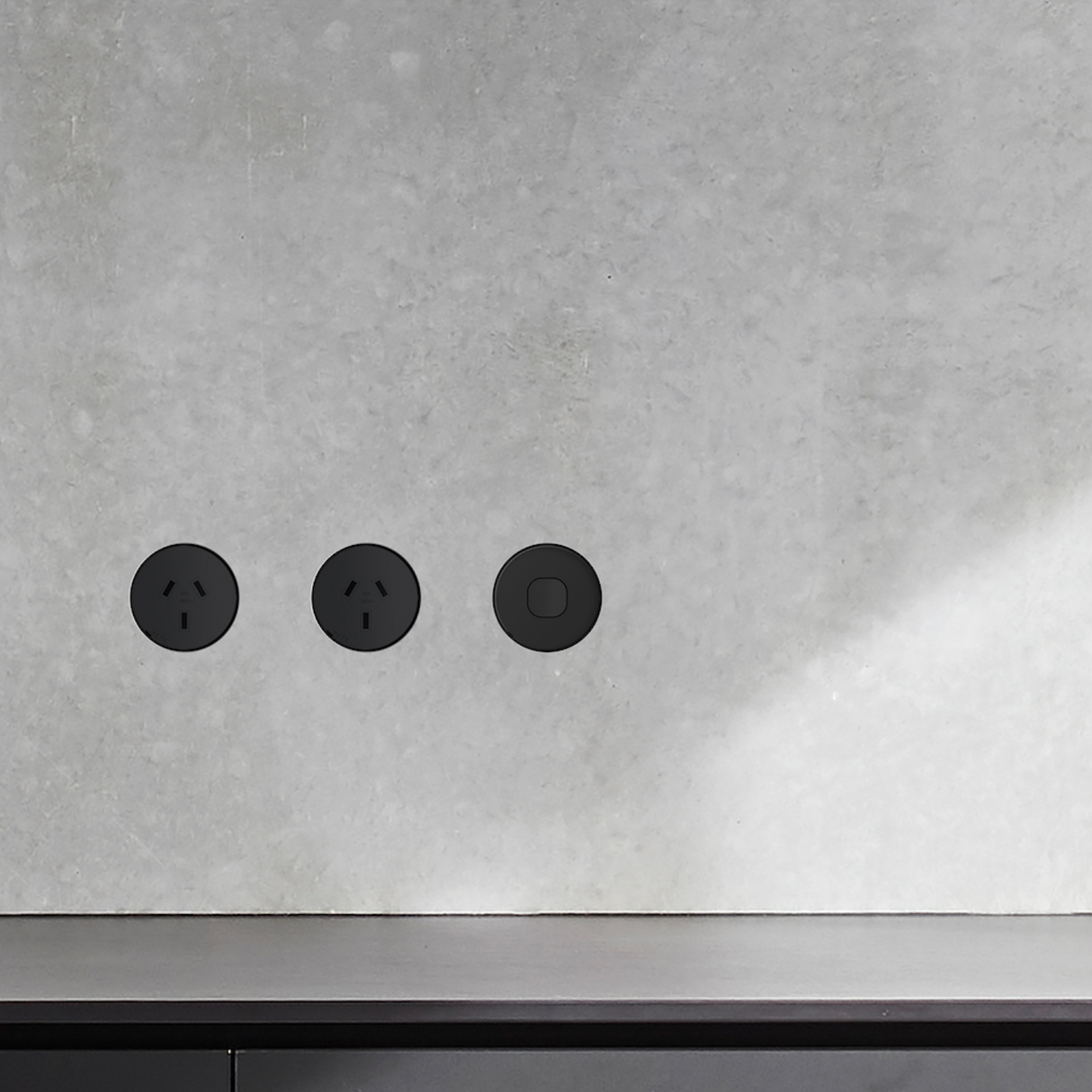 ZETR - 48 / Flush - Matte Black Single Outlet