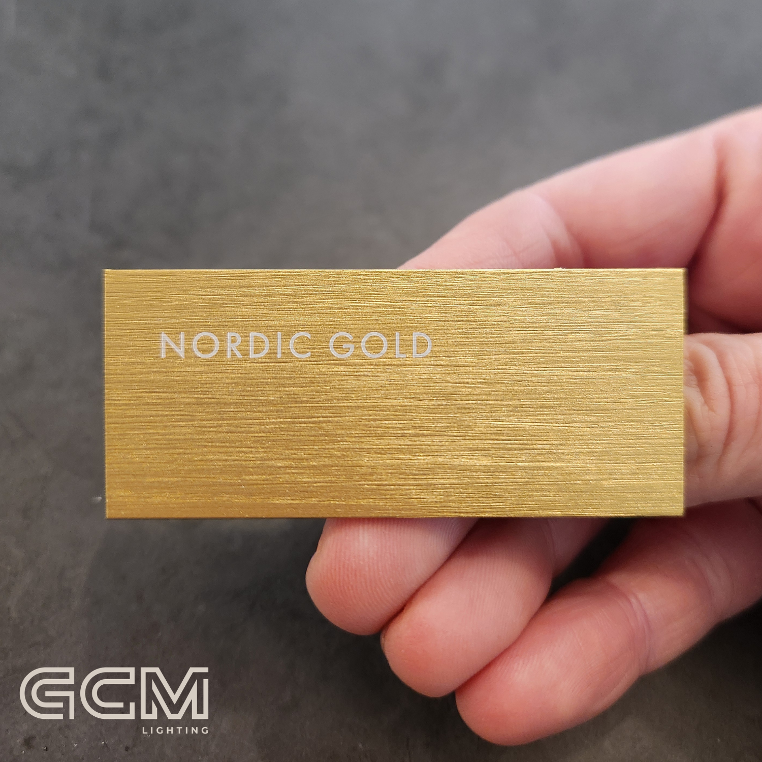 Sphere LED Mirror - Nordic Gold